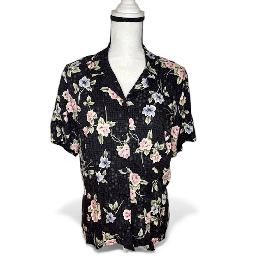 Sag Harbor Woman Black Floral Blouse Size 1X XL 14/16 Rayon spring
